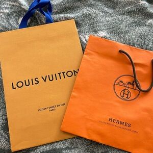 L & H shopping bags